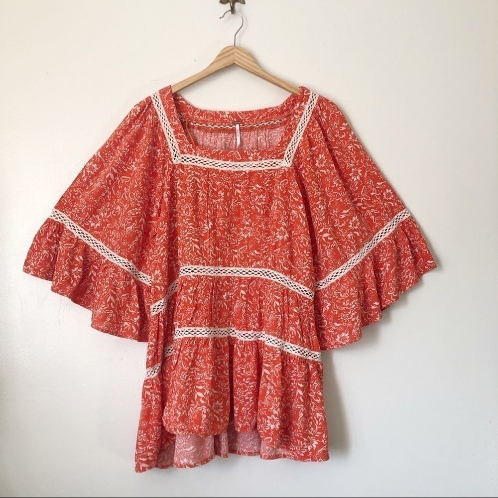Free People Orange floral Talk About It Tunic Top NWOT size Small